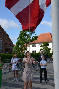Studenter springer ud